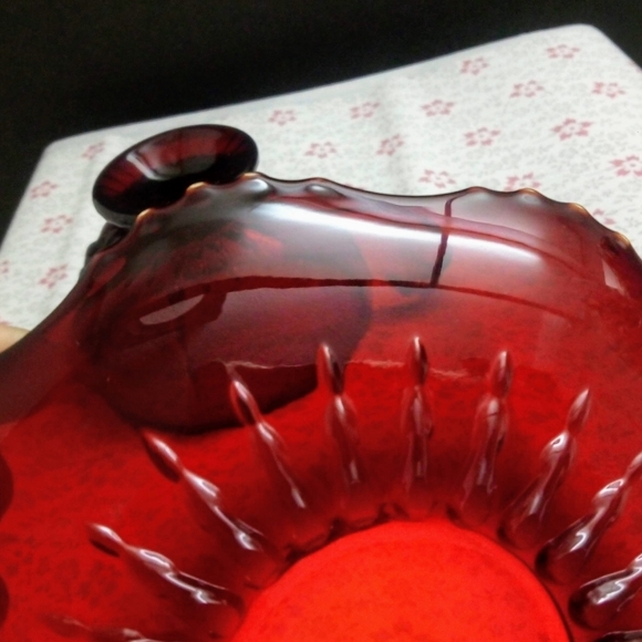 1920s Ruby Red Teacup and Saucer Depression glass - Picture 7 of 11